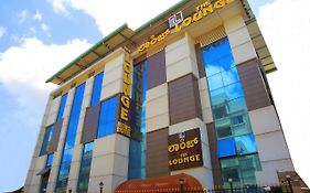 The Lounge Business Hotel